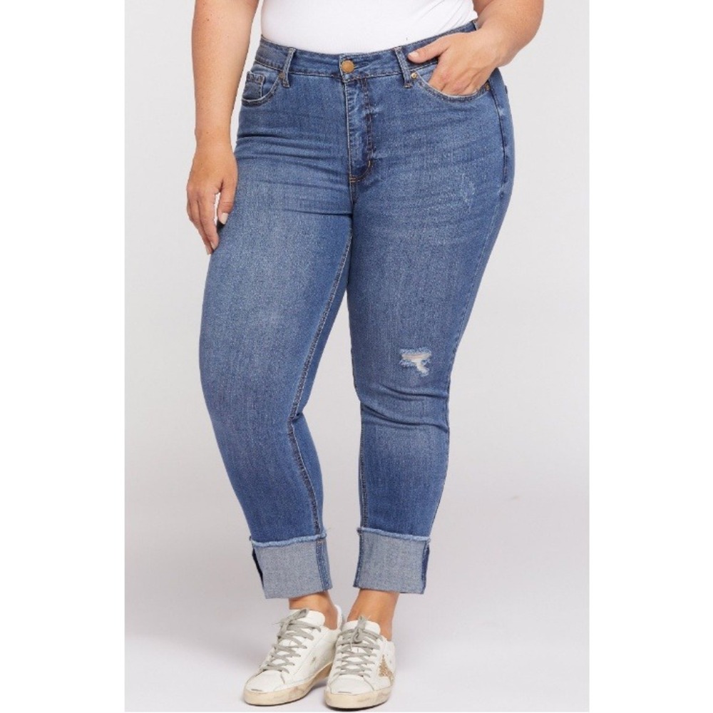 Seven7 Women's Gloss High Rise Cuffed Boyfriend Slim Straight Jeans NWT Size 22W